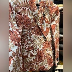 Amazing Slim Fit Paisley Gray Suit coat with an outstanding lining.